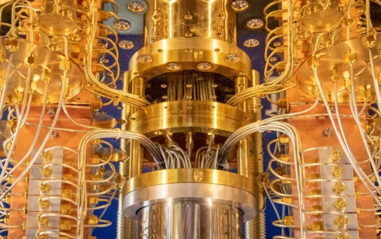 Quantum Computing: An Overview